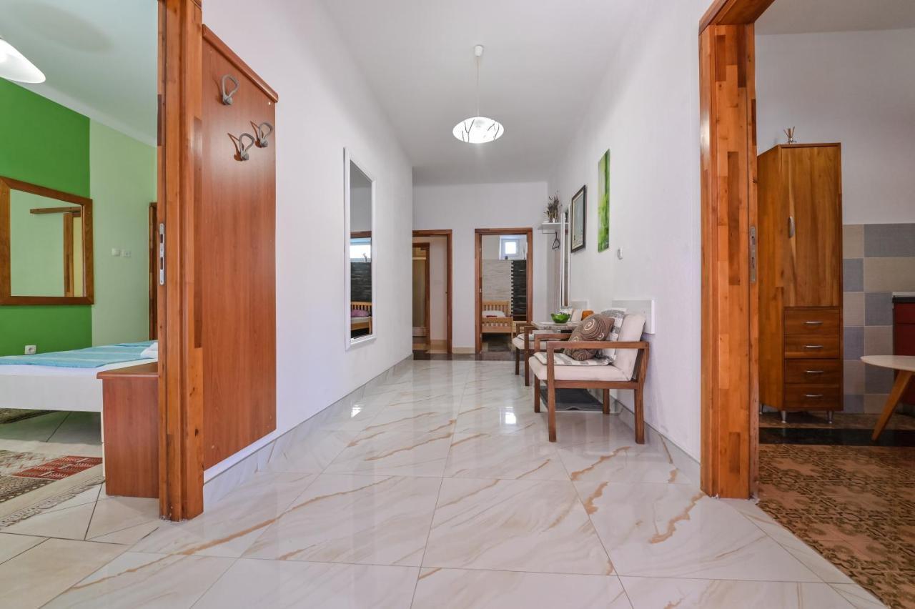 Apartments Smoky نوفاليا المظهر الخارجي الصورة