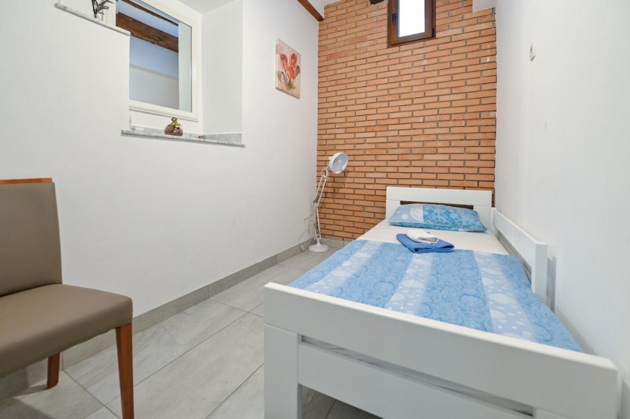 Apartments Smoky نوفاليا المظهر الخارجي الصورة